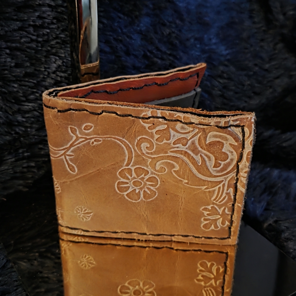 Vintage Hand Tooled Leather Bifold Wallet Floral Boho Western Rustic
